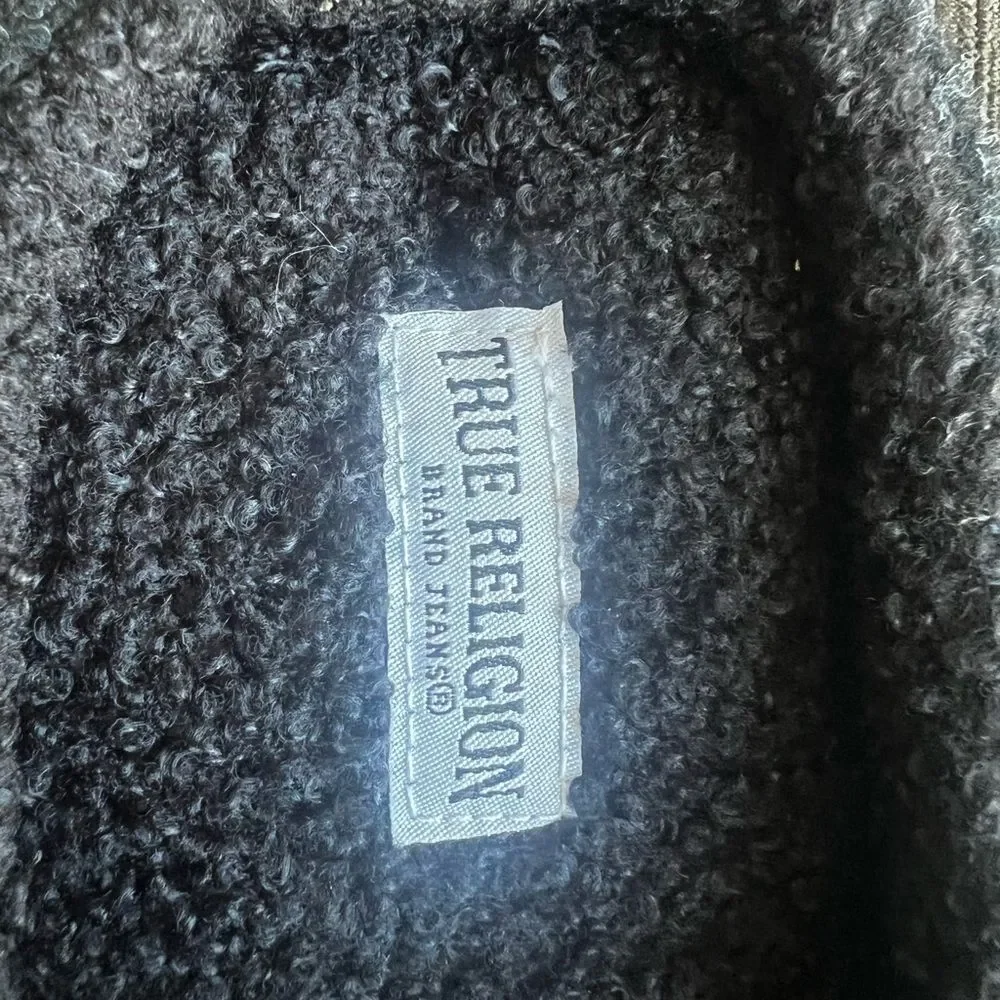 True Religion Men's Polar Performance Grey/Red Slip-on Soft Slippers Size Small
